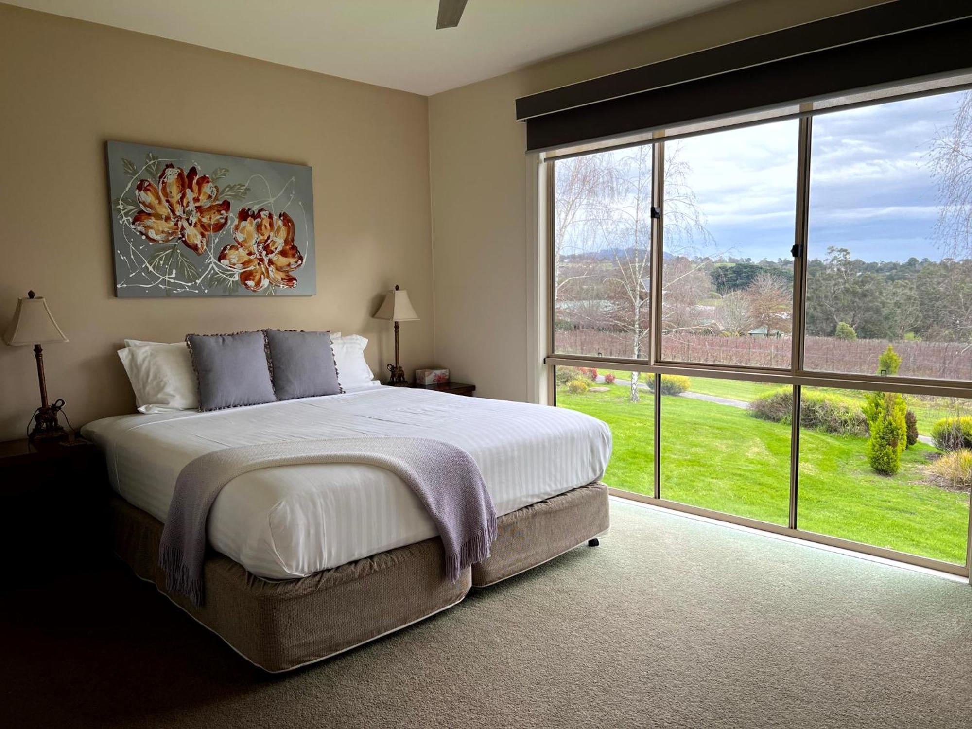 Wild Cattle Creek Estate Bed & Breakfast Wandin Yallock Dış mekan fotoğraf