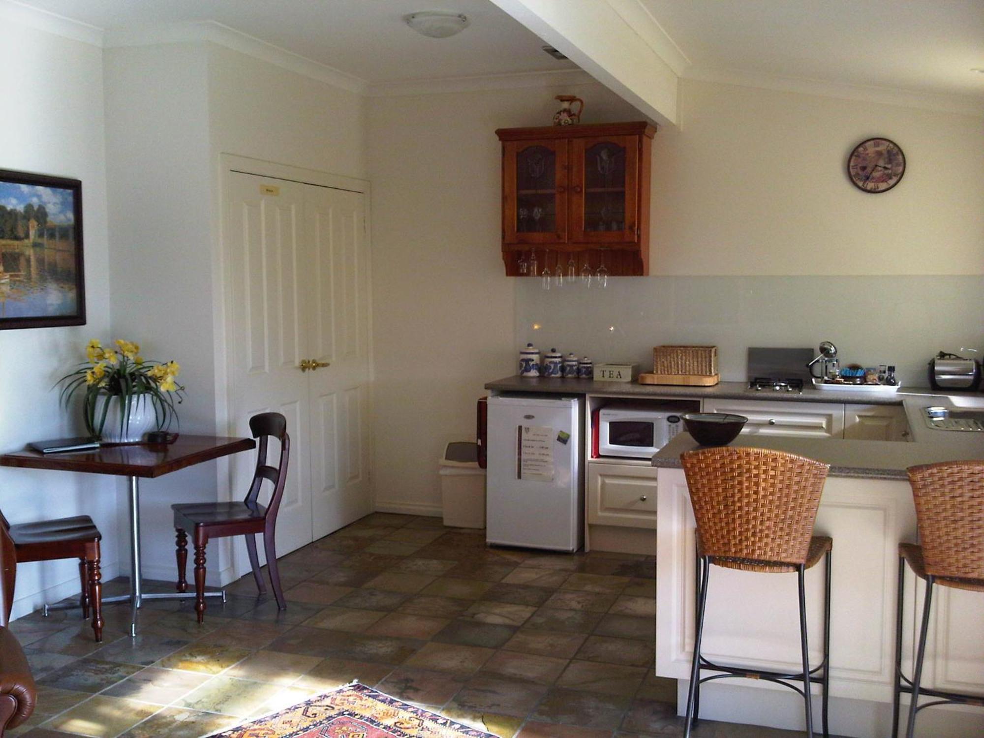 Wild Cattle Creek Estate Bed & Breakfast Wandin Yallock Dış mekan fotoğraf