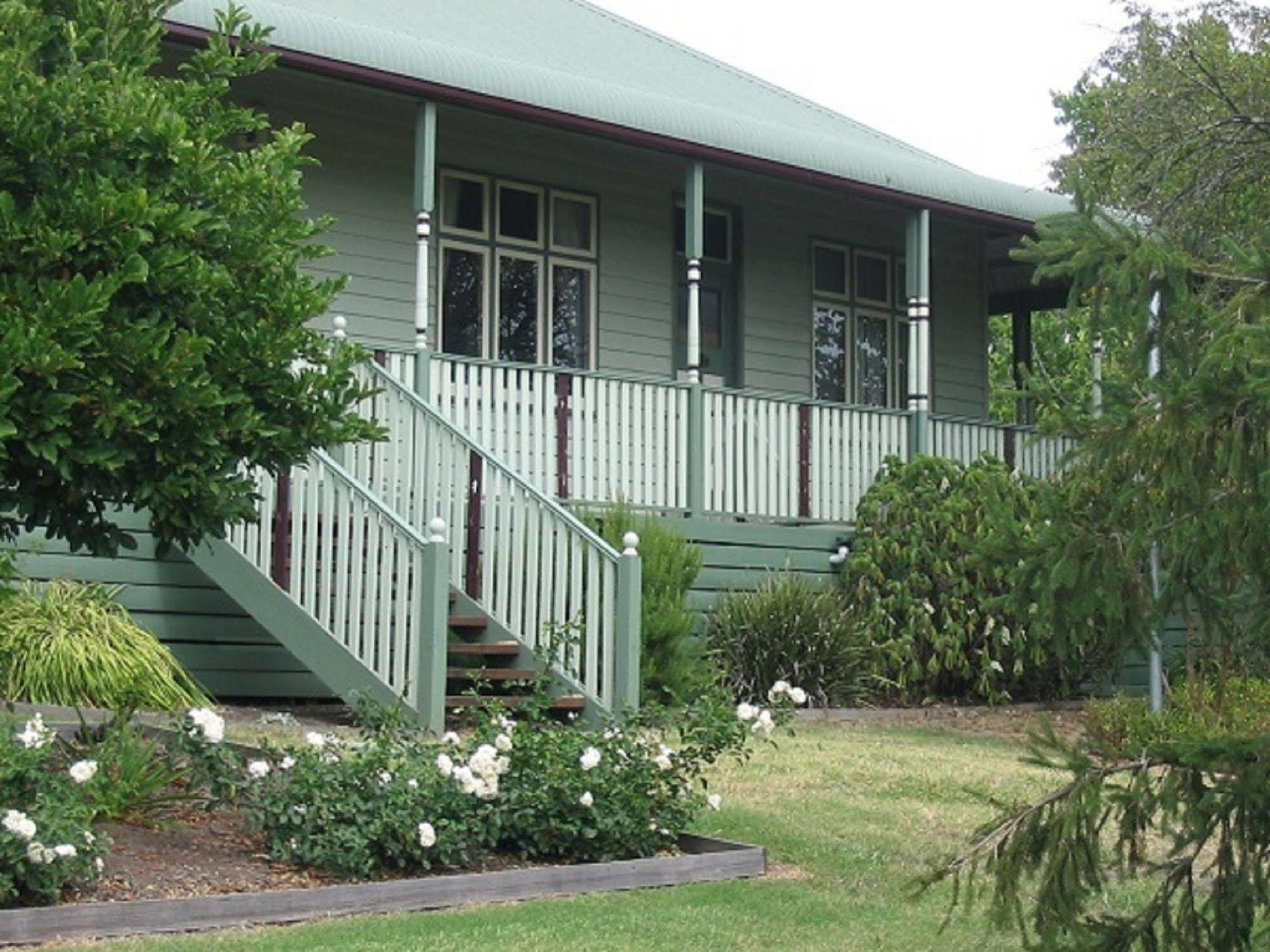 Wild Cattle Creek Estate Bed & Breakfast Wandin Yallock Dış mekan fotoğraf